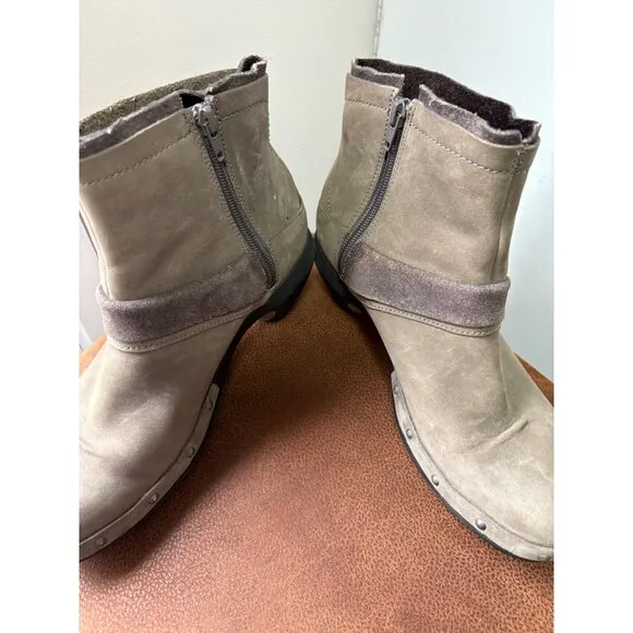 Merrell Women's Luxe Mid Brown Distressed Leather Ankle Boots Size 9 (J56082)