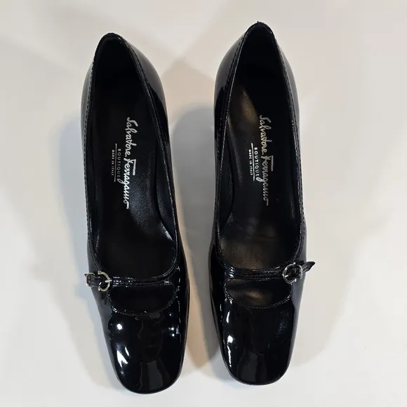 MF Salvatore Ferragamo Vintage Black Patent Leather Block Heels 7.5B Mary Jane