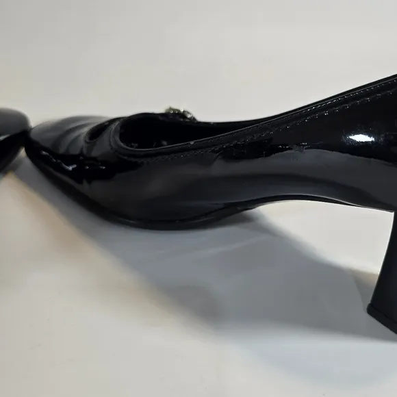 MF Salvatore Ferragamo Vintage Black Patent Leather Block Heels 7.5B Mary Jane