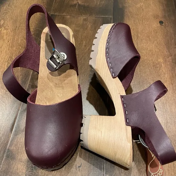 Mia Abba Sandal /Clogs NEW