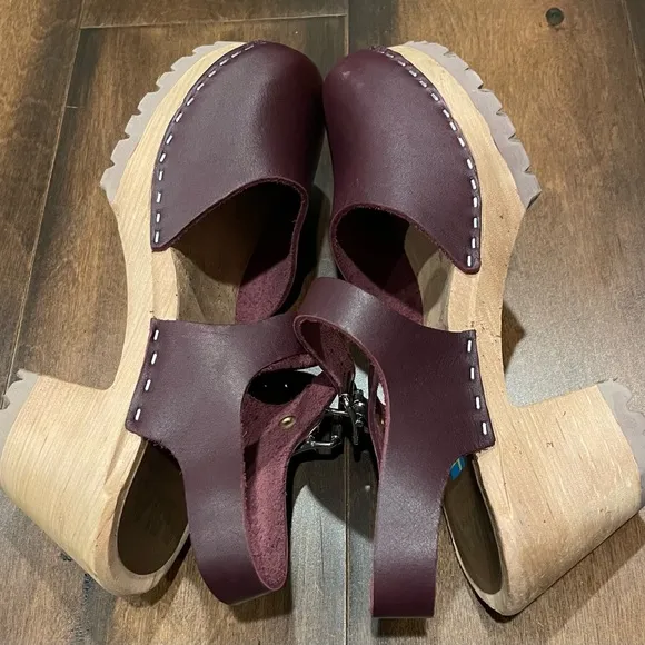 Mia Abba Sandal /Clogs NEW