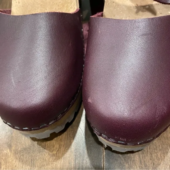 Mia Abba Sandal /Clogs NEW