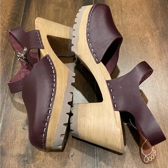 Mia Abba Sandal /Clogs NEW