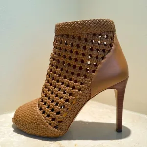 Michael Kors Sexy open toe brown pumps. 8.5