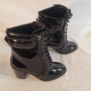 Michael Kors Women's 8 Black Rosario Lace-Up Patent Leather Boots New