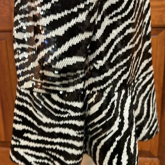 Michaels Kors Zebra-Print Longsleeved Sequined Dress Flounce Hem Patent Belt L