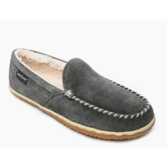 Minnetonka Tilden Moccasin Slippers Gray Non Slip Sole Comfort Men's Size 10