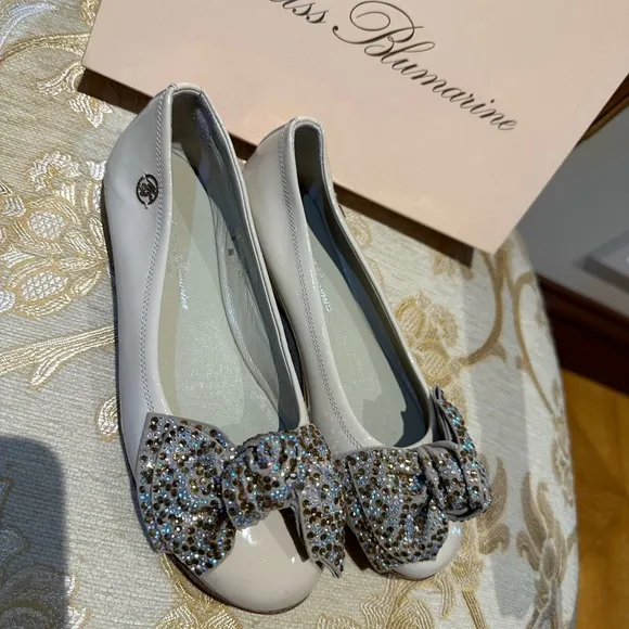Miss Blumarine girls shoes size 33