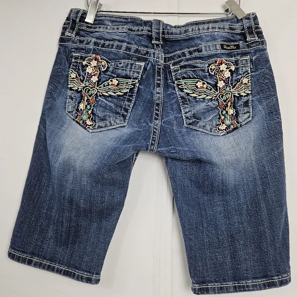 Miss Me embroidered cross angel wing bermuda shorts size 28