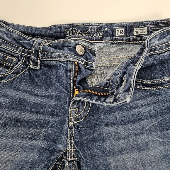 Miss Me embroidered cross angel wing bermuda shorts size 28
