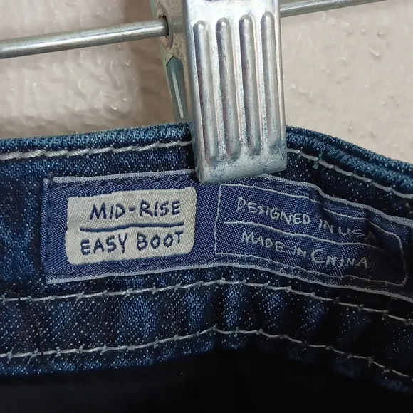 Miss Me Mid Rise Easy Boots Embellished Jeans Size 26