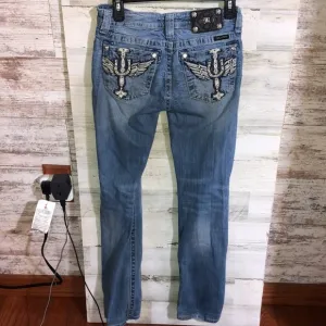 Miss me Womens jeans distressed with horse shoes and cross pockets embellished​​