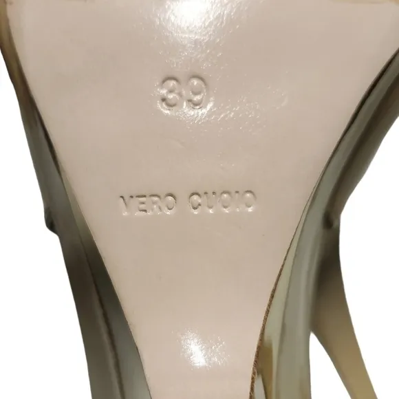 Miu Miu Tan Patent Leather   Gold Abstract Futuristic Sling Back Heels Size 39