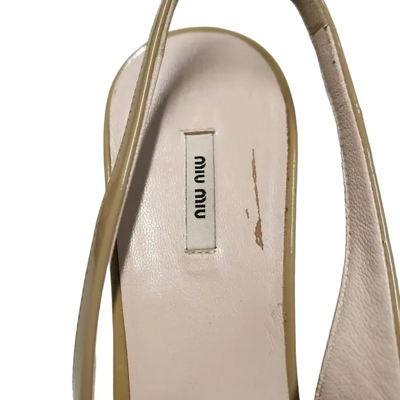 Miu Miu Tan Patent Leather   Gold Abstract Futuristic Sling Back Heels Size 39