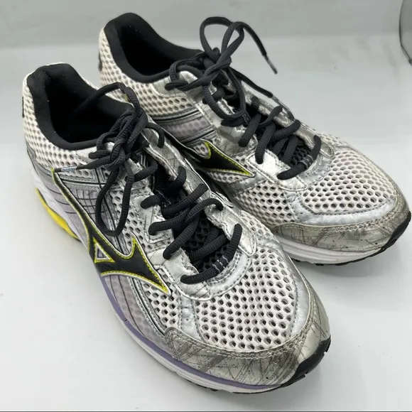 Mizuno WOMEN'S WAVE RIDER 15 Running Shoes, White/Silver/Yellow/Black Size 10