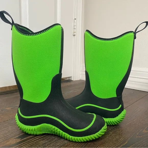 MUCK BOOTS COMPANY YOUTH KIDS NEON GREEN BLACK STURDY BOOTS SIZE 13 EU 30 EUC