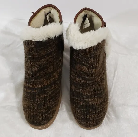 MUK LUKS Women's AnneMarie  Wedge Boots Sz:10 Brown Marl