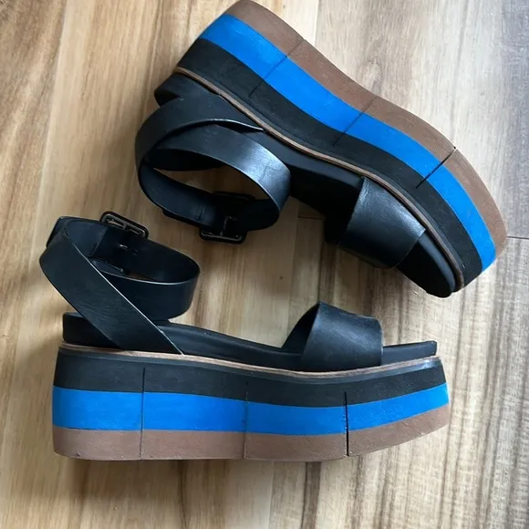Naked Feet Shoes Altezza Platform Sandal Size 7.5 Blue‎ Black