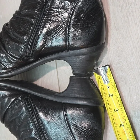 Naot Women Advance Glossy Ankle Leather Heels Boots shoes sz 40/9