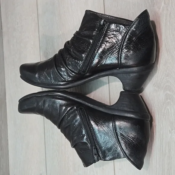 Naot Women Advance Glossy Ankle Leather Heels Boots shoes sz 40/9