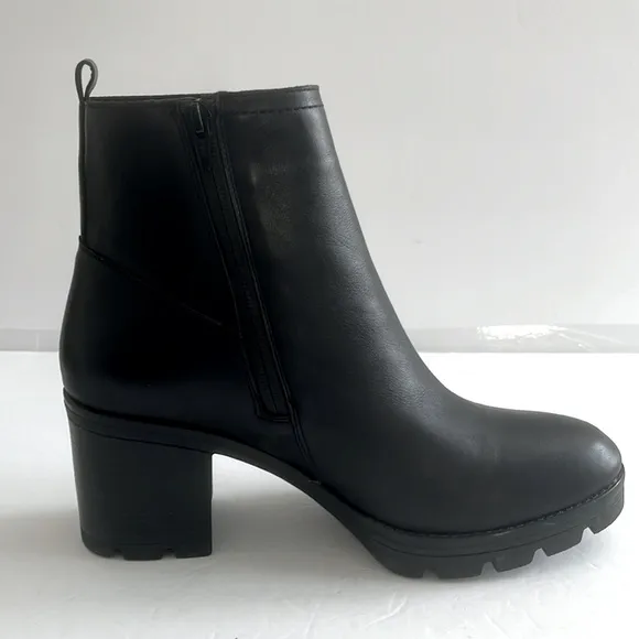 Naturalizer $149 Verney Leather Black Bootie Block Rubber Heel Shoes Size 11 New