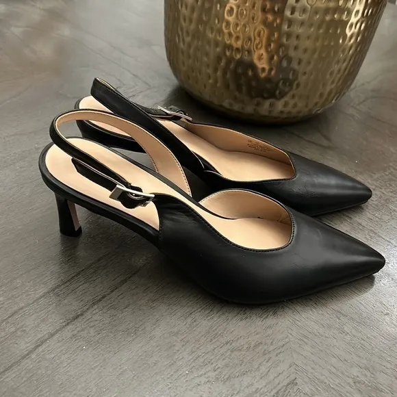 Naturalizer 27 Edit Felicia Pumps (WIDE)