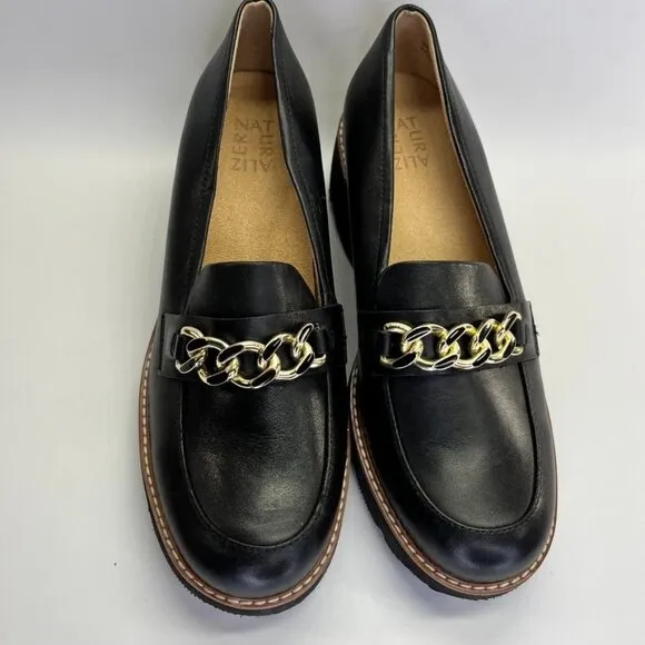 Naturalizer Desi Loafer  Size 9W in Black Chunky Black Heel Gold Chain Trim