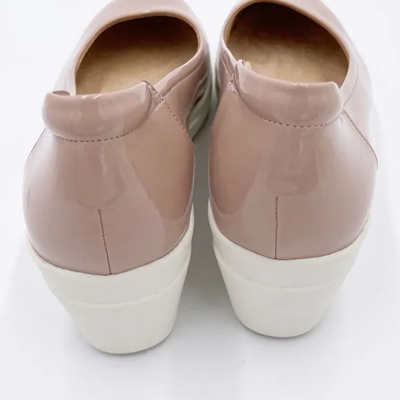 Naturalizer Sam Slip On Wedge Pumps Comfort Shoes Size 11W Nude Faux Leather