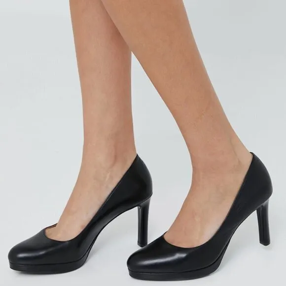 Naturalizer TERESA Almond Toe Pumps