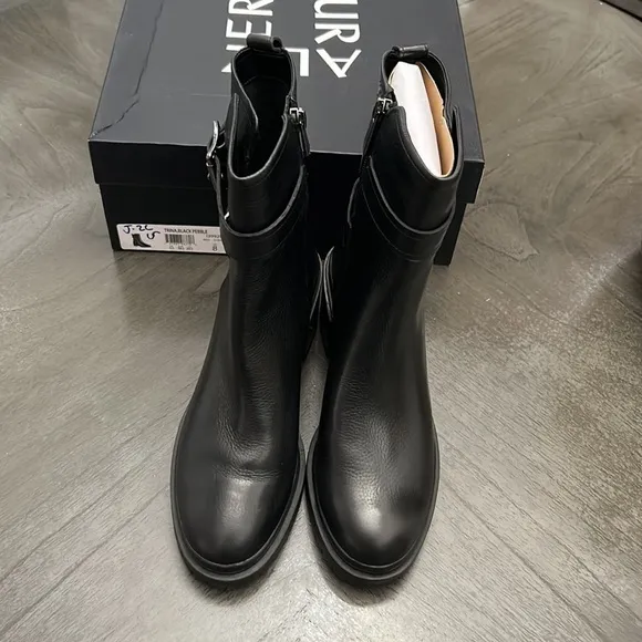 NATURALIZER Trina Mid Shaft Boots