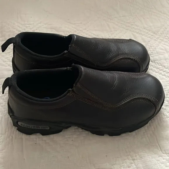 Nautilus Safety Footwear Slip-On ESD N1620 Men's Safety Toe Work Shoes