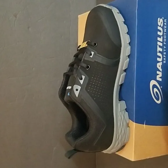 Nautilus Safety Footwear