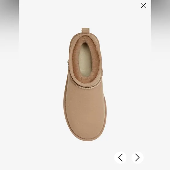 NEVER WORN UGG Ultra Mini Boot