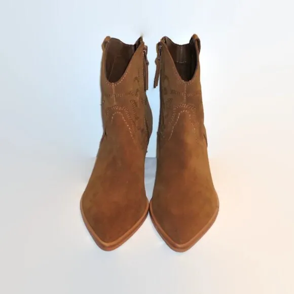 New! $248.00 Dolce Vita Suede Chestnut Color Western Boots/Cowboy boots, Sz.6.