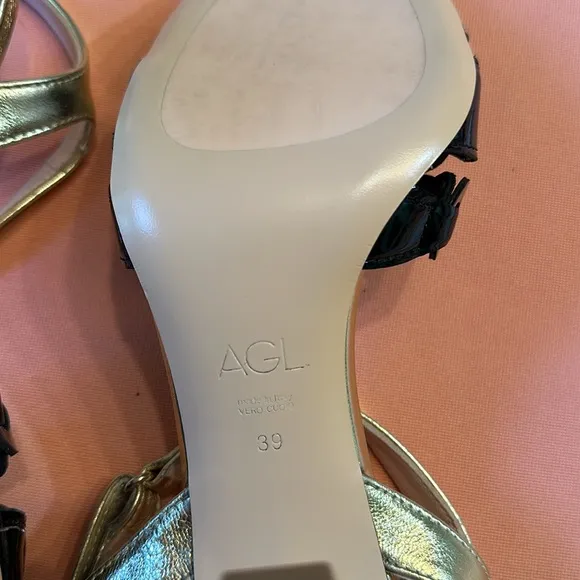 New AGL Patent Leather Shoes. Black/Gold. Size 39.