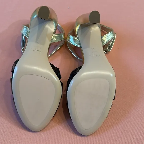 New AGL Patent Leather Shoes. Black/Gold. Size 39.