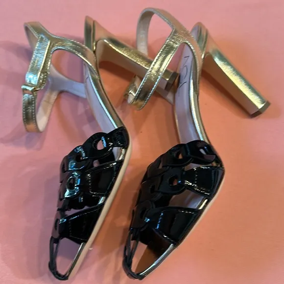 New AGL Patent Leather Shoes. Black/Gold. Size 39.