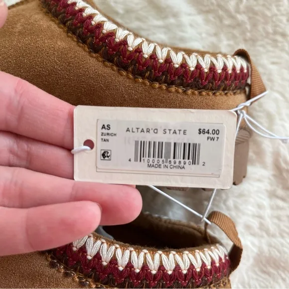 NEW Altar’d State Zurich Slippers Size 7 NWT