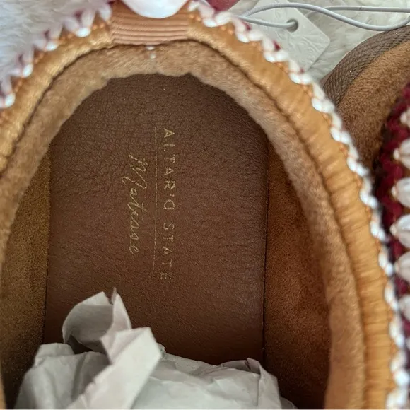 NEW Altar’d State Zurich Slippers Size 7 NWT