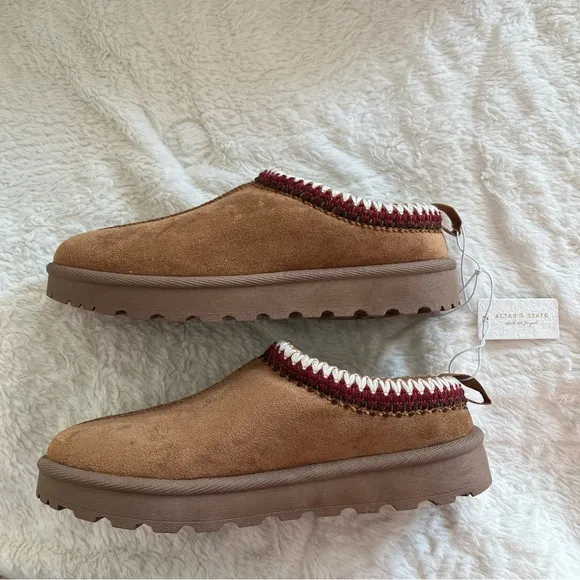 NEW Altar’d State Zurich Slippers Size 7 NWT