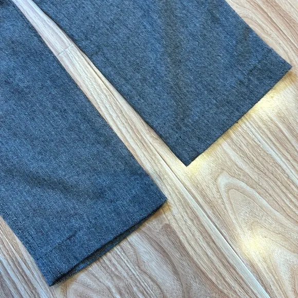 NEW &amp; UNWORN - Tommy Hilfiger wool blend dress pants - unused film shoot spares