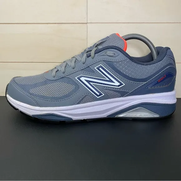 New Balance 1540 V3 Grey White Women's Size 9.5 Walking Shoes Sneaker B W1540GD3