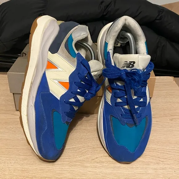 New Balance 57/40 Blue Orange Mens Casual Gym Shoes - SZ 9