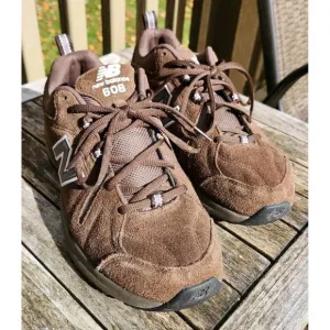 New Balance 608v5 Chocolate Brown Mens Size 10 2E MX608UB5 Shoes Sneakers 608 V5