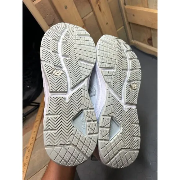 New Balance 857 Womens Training Shoes White Athletic Sneakers Size 10.5