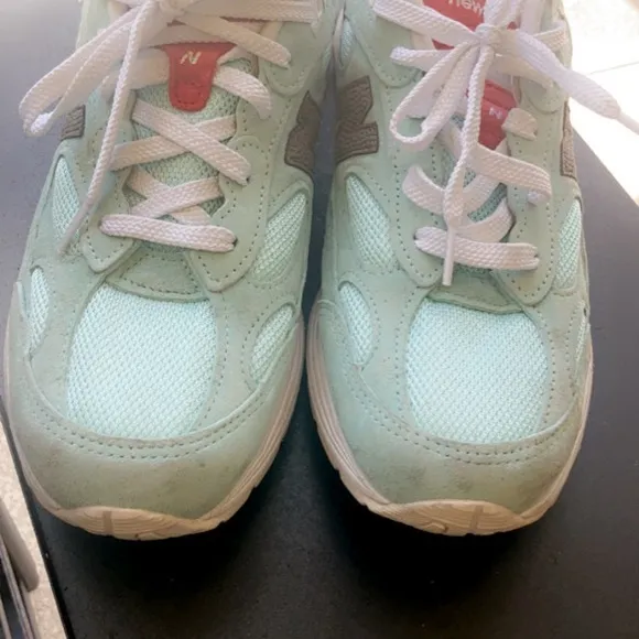 New Balance 992 Kithmas men size 10