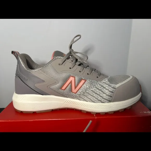 New Balance Speedware Composite Toe Industrial Shoe Beige/Desert Flower Womans 9