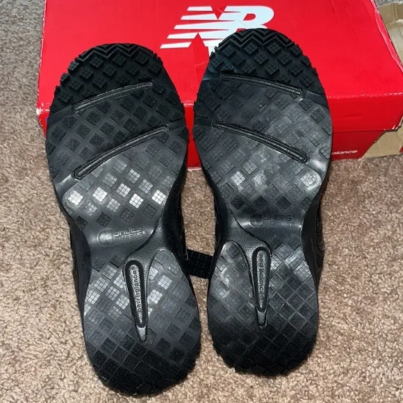 New Balance WID623 K2 black non skid shoes NWT size 6.5