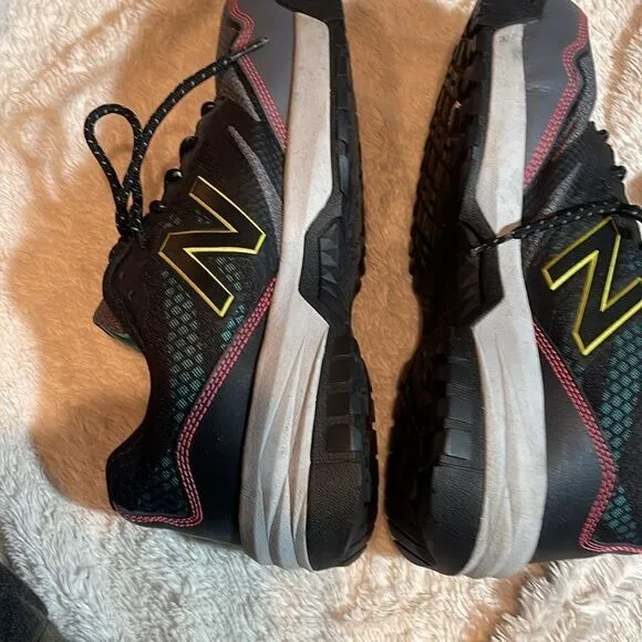 New Balance Women’s 589V1, Gray Composite Toe Shoes, Size 10.5 M