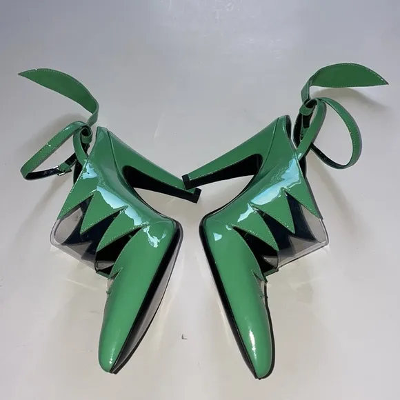 New Calvin Klein 205W39NYC green Kai runway heels as seen on Beyonce